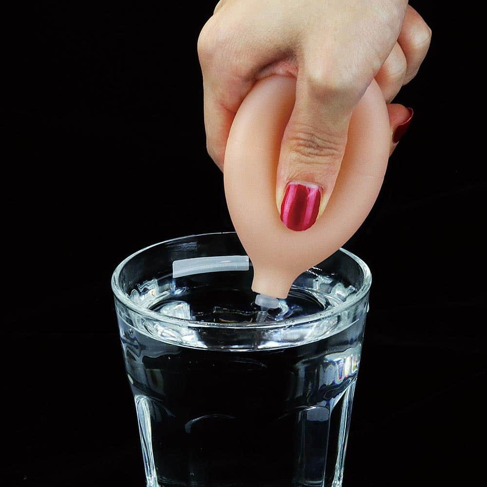 SoftSkin élethű dildó – 17,8 cm, herés, letapasztható - Image 4