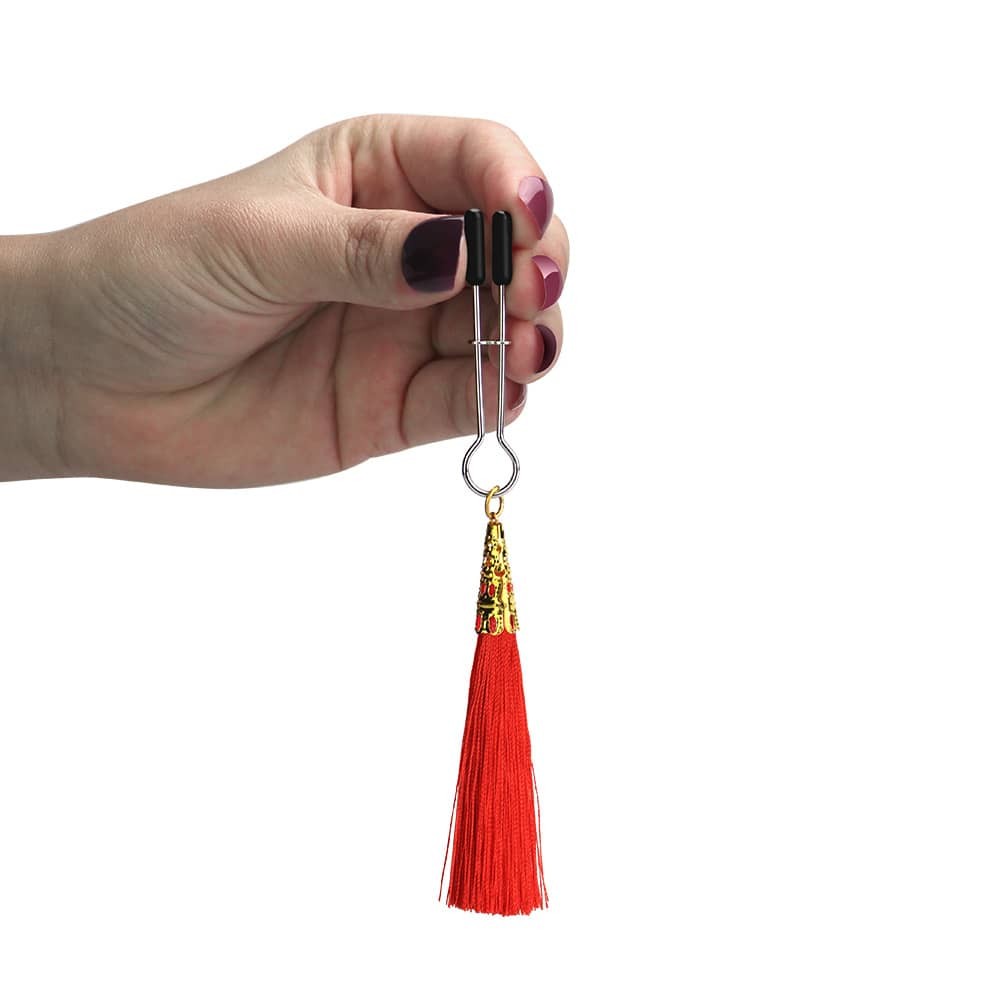 Mellbimbócsipesz piros bojt – Glamor Tassel elegáns kiegészítő - Image 4