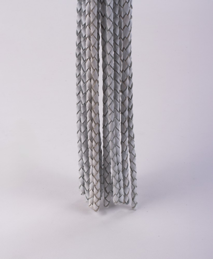 Fehér fonott bőrkorbács – 75 cm BDSM élmény - Image 2