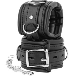 DARKNESS – párnázott BDSM kézi bilincsek