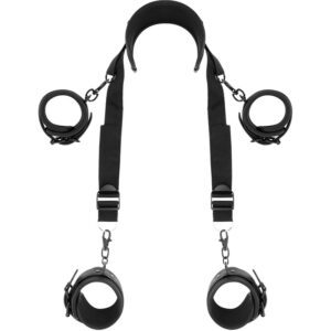 Fetish Submissive – mesteri pozíció 4 neopréne bilincsel