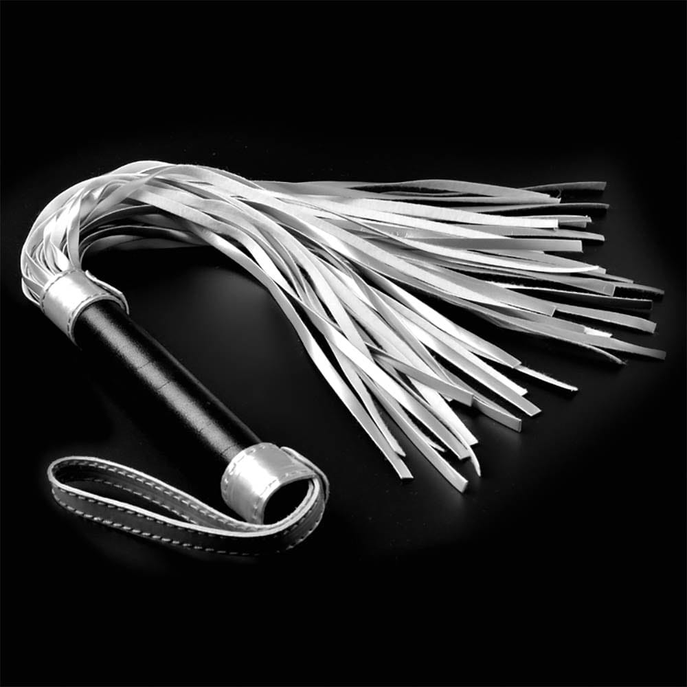 Fetish korbács – Struggle My Flogger - Image 2