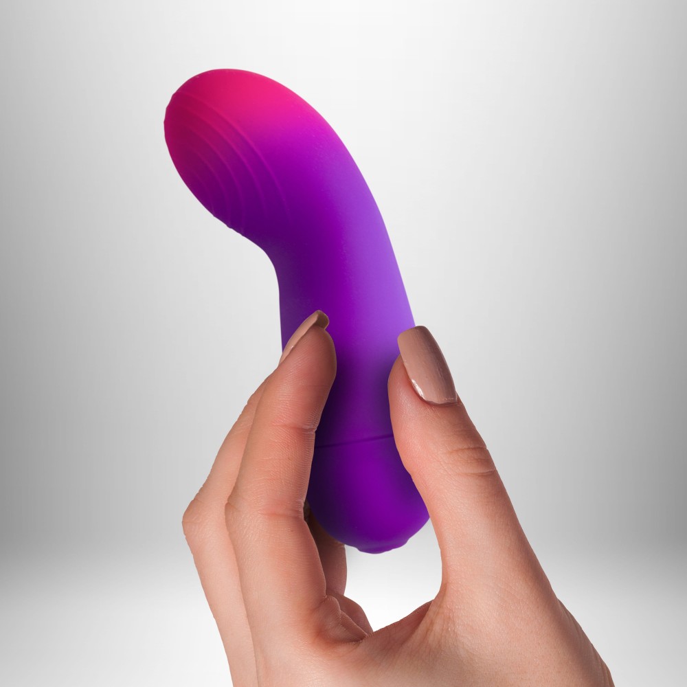 Glo-Girl Vibe (12 cm) - kompakt G-pontos vibrátor kezdőknek (lila-rózsaszín) - Image 4
